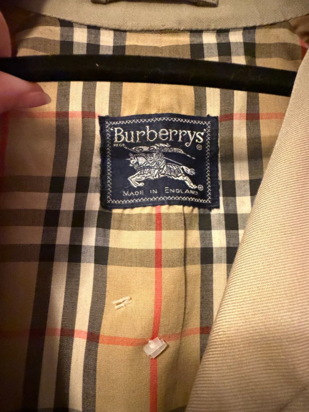 Burberry Trench Coat with Classic Check Lining - Picture 3 of 4